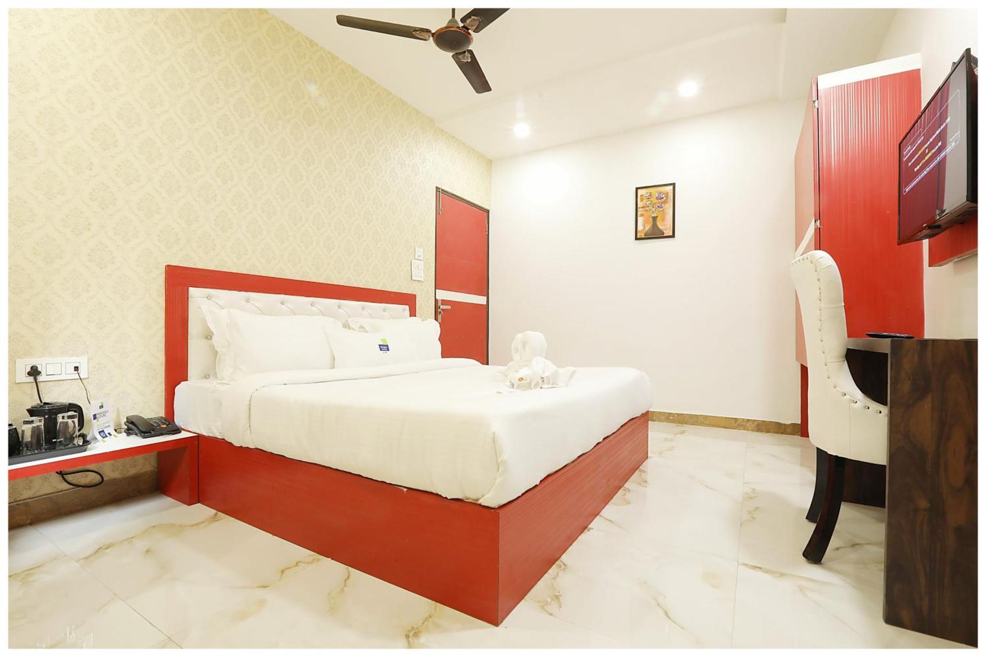 Luxury Hotel 