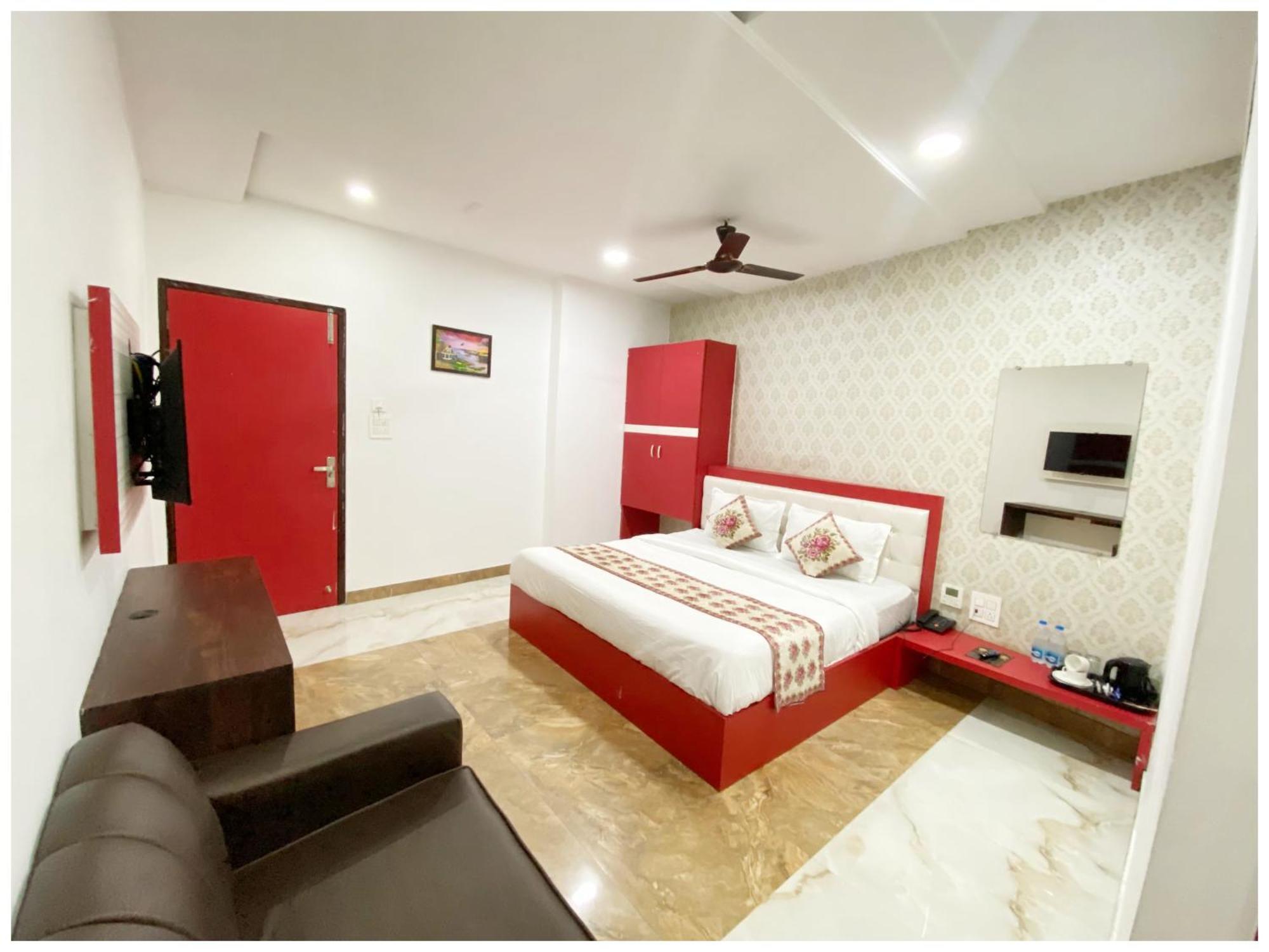 Luxury Hotel 